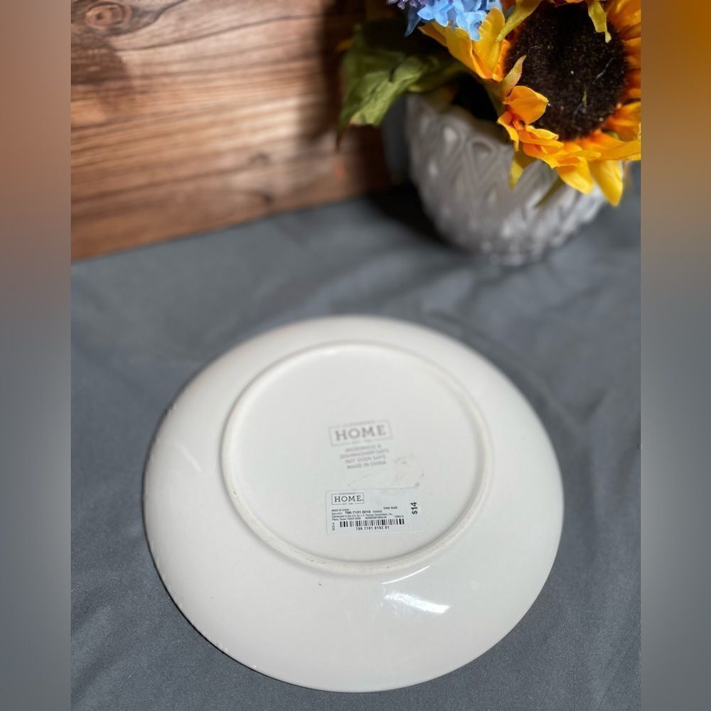 2 NEW! Harvest Pumpkins Salad Plates HOME by JCPenney NWT - Picture 6 of 6
